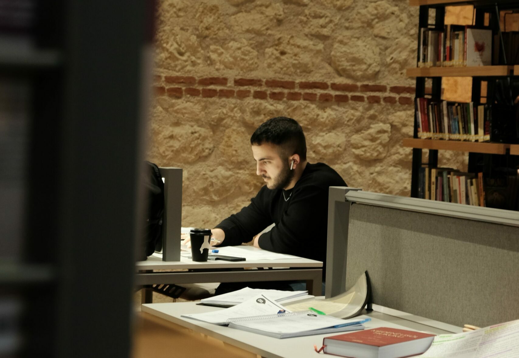 Corriger et améliorer un devoir avec Claude : le prompt ultime